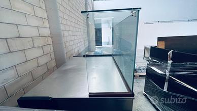 Banco acciaio inox da lavoro o appoggio con vetro