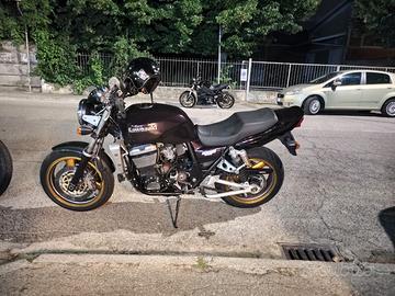 KAWASAKI ZRX 1100