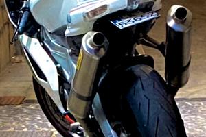 Aprilia Rsv 1000 bicilindrica