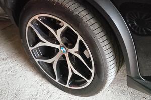 Cerchi in lega bmw x5 da 20 senza pneumatici 