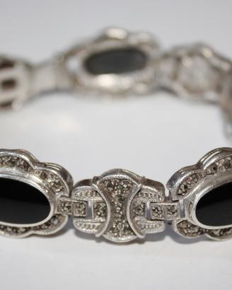 Bracciale in argento massiccio con Onice nera