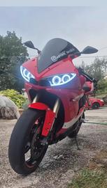Yamaha R6 
Anno immatricolata 2007 modello 2005