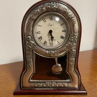 Orologio da tavolo Sagni con pendolo