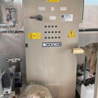 Macchinario per produrre vernice