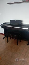 Pianoforte Yamaha arius 