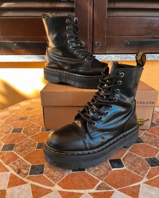 Dr. Martens Jadon Mono Platform - nero pelle