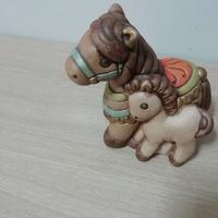 Thun cavallo con puledro