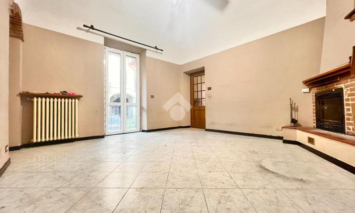 CASA SEMINDIPENDENTE A NOVI LIGURE