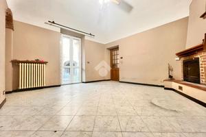 CASA SEMINDIPENDENTE A NOVI LIGURE