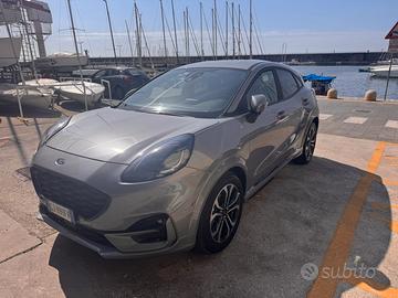 Ford Puma st-line ibrida