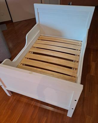 Coppia di letti allungabili Sundvik di Ikea 