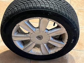 Gomma  con cerchione  195/55 r 15. 89 h