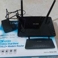 Modem Router e alimentatore 