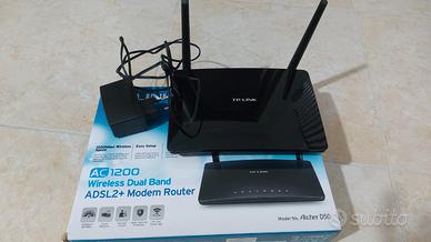 Modem Router e alimentatore 