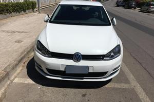 VOLKSWAGEN GOLF 1.6 TDI HIGHLIGHT – 2014