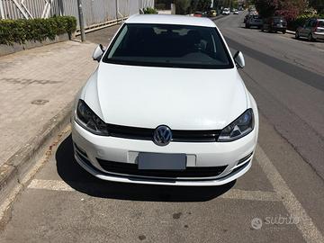 VOLKSWAGEN GOLF 1.6 TDI HIGHLIGHT – 2014