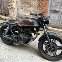 Honda cb 400 N cafe racer
