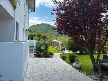 Casa singola con piscina