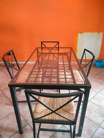 tavolo vetro e ferro 