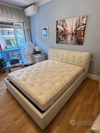 Letto Matrimoniale "Stone" in ecopelle bianca