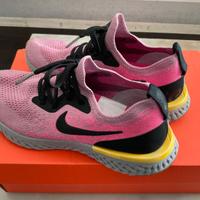 Scarpe donna nike react n 39