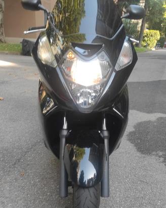 HONDA SILVER WING 400