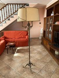LAMPADA