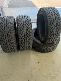 Pneumatici invernali 255 45 r20 Riken Snow Suv