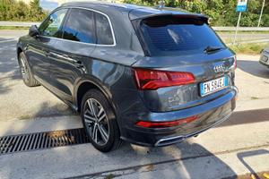 Audi Q5 4x4 S-Line full optional 190 CV