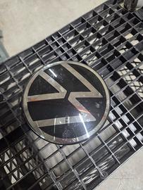 Emblema anteriore supporto per radar ACC