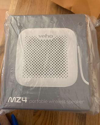 MZ4 portable wireless speaker come da foto