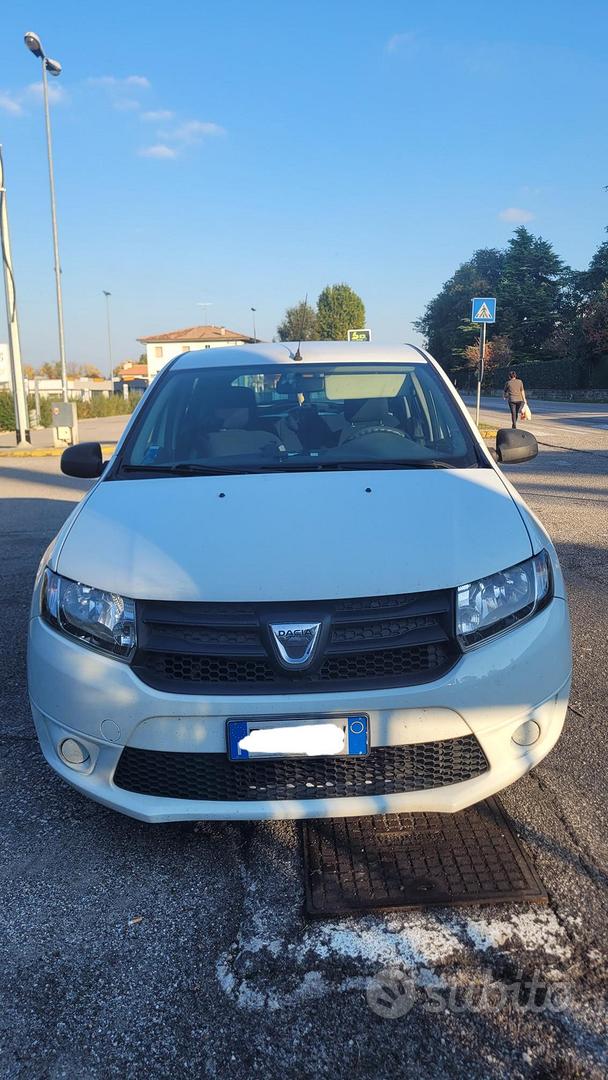 Dacia Sandero 1ª serie