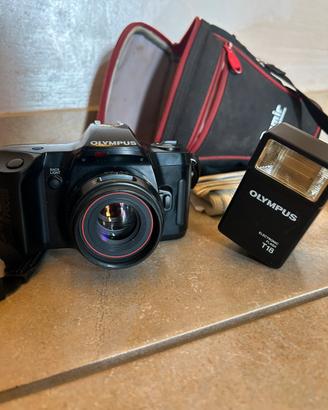 Olympus om-101 + flash T18