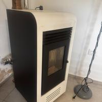 Stufa a pellet PuntoFuoco Giada 7.5kW