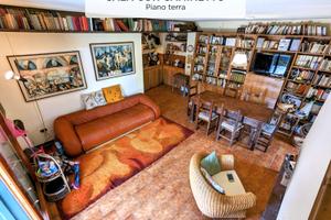 Villa bifamiliare indipendente + giardino