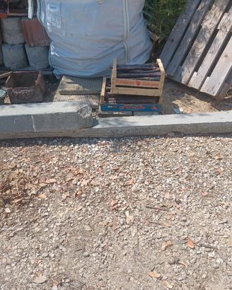 Architrave con mensola in pietra