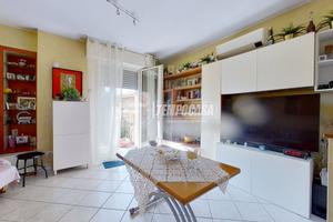 Trilocale ampio con terrazzo in classe A