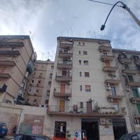 Trilocale in via Calabira