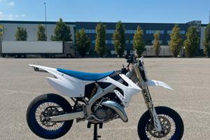 TM 125