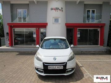 RENAULT - Scénic - 1.5 dCi 110CV EDC Bose
