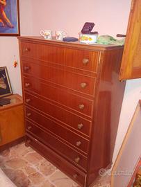 Armadi, credenze, letti