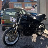 TRIUMPH 955I BLACK EDITION 27000 KM!