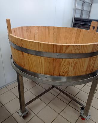 Tinozza in legno di acacia con struttura inox – ar