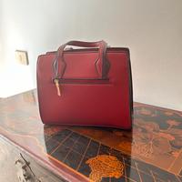 Borsa bordeaux in ecopelle a mano