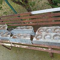 mangiatoie girevoli per pappagalli