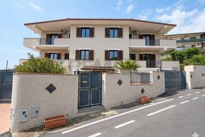 Villetta bifamiliare - Mascalucia