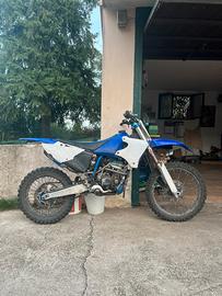 yamaha wr250f cross