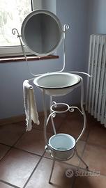 TOELETTA FERRO BATTUTO