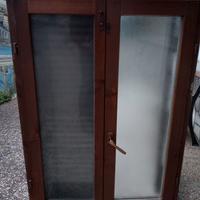 Finestra in legno
