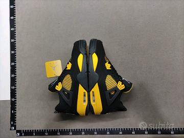 Jordan 4 Retro Thunder n.42